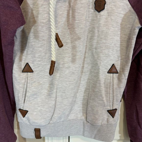 Naketano "Brave New World" Pullover Hoodie Heather Gray & Purple/Maroon Sleeves - Picture 3 of 14